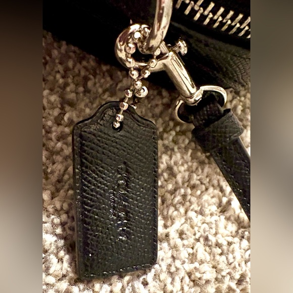 Coach Bennett Crossbody in Black Crossgrain Leather - Picture 9 of 14